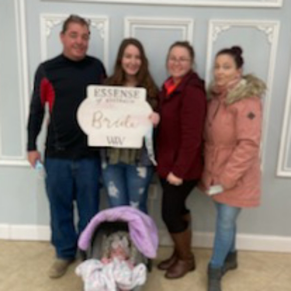 Meet your Posher, April - Picture 9 of 10